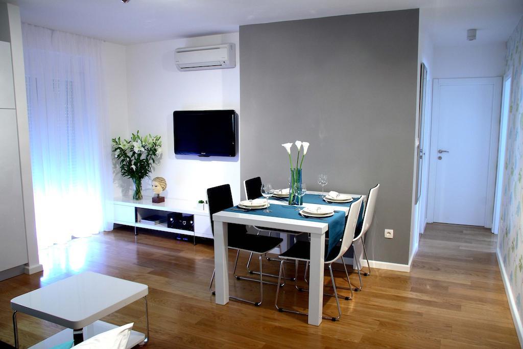 Apartment Akvarel Split Exterior photo